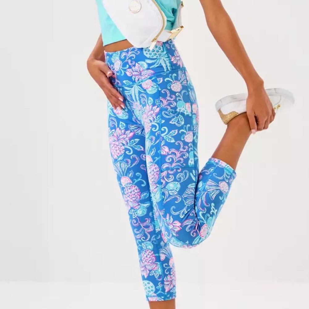 Lilly Pulitzer Weekender High Rise Crop Legging